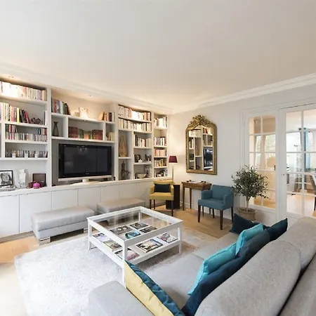 Apartment Veeve - Sophistication On Mozart Avenue *