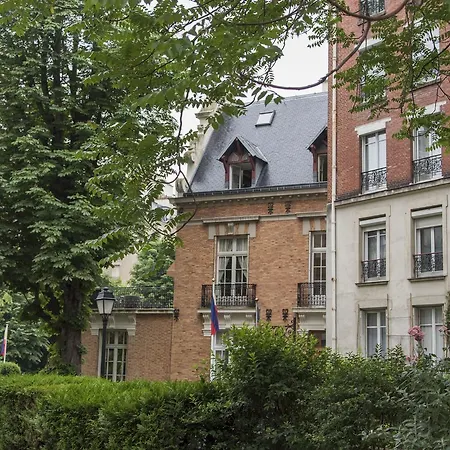 Apartment Veeve - Sophistication On Mozart Avenue Paris