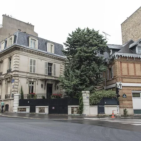 Apartment Veeve - Sophistication On Mozart Avenue *